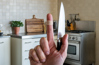 11 Essential Kitchen Tools for Safety, Comfort, and Efficiency